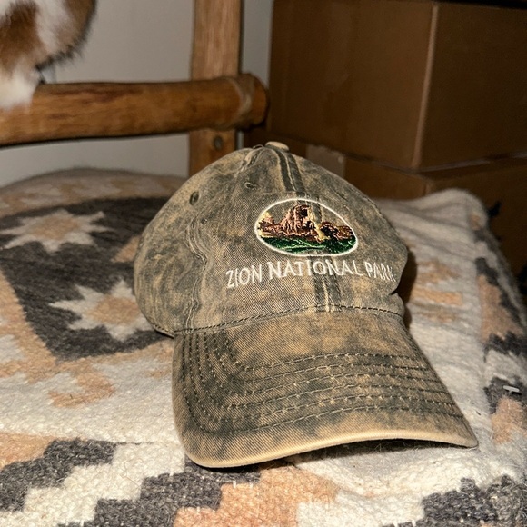 Vintage Brown Gray Zion National Park Dad Hat